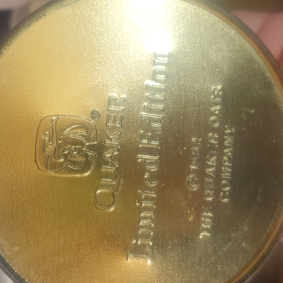 1982 Old Fashioned Quaker oats can - Picture 4 of 4